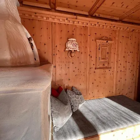 Haus Barbara 젤암질러